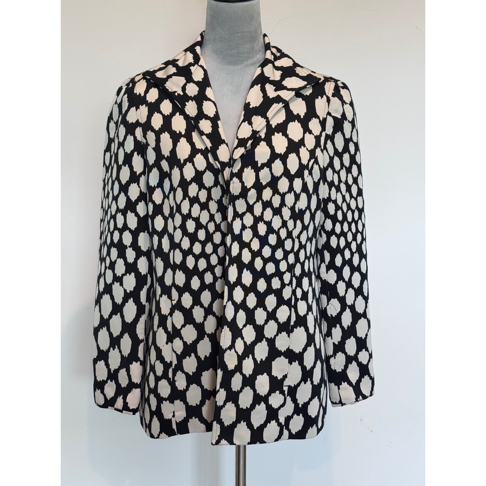 Chicos Black White Ikat Polka Dot Blazer Jacket Size 1 Hook Eye Textured Career
